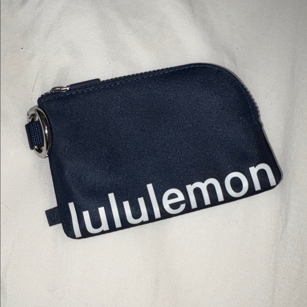 LULULEMON CARD HOLDER